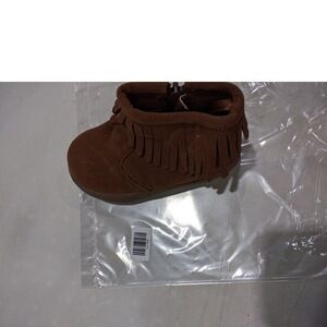 Girls faux-suede fashion booties with fringe around the ankle